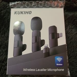 Wireless Lavalier Microphone - Black